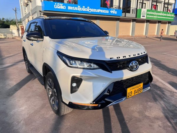 Fortuner LEGENDER ຟໍຈູນເນີ ລີເຈັນເດີ ລຸ້ນທັອບ ປີ2024 ໂອໂຕ ໂຟວິນ4X4 - Image 3