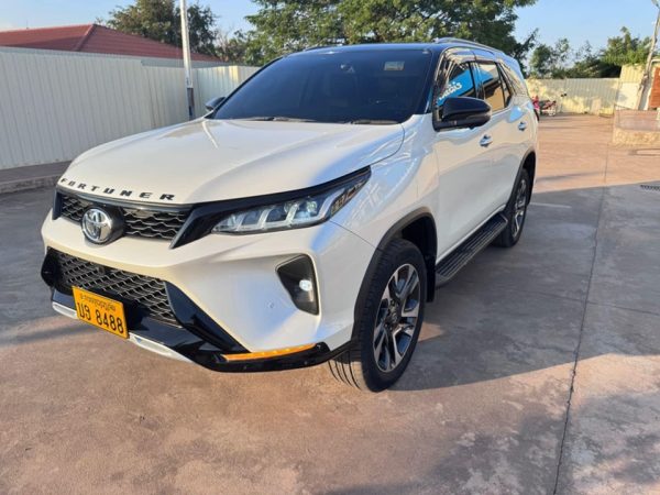 Fortuner LEGENDER ຟໍຈູນເນີ ລີເຈັນເດີ ລຸ້ນທັອບ ປີ2024 ໂອໂຕ ໂຟວິນ4X4 - Image 8