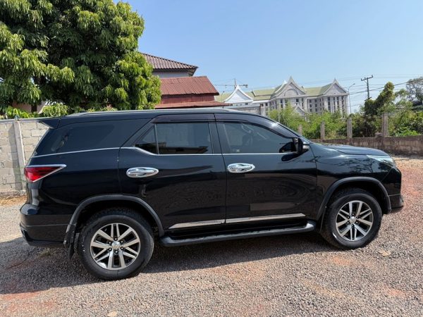 All new FORTUNER ຟໍຈູນເນີ ປີ2019-2020 ເກຍໂອໂຕ ກະເທີຍ - Image 3