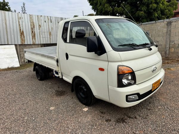 Hyundai H-100 ປີ2019 ເກຍກະປຸກ ເອກະສານຄົບ ລົດບັນທຸກ - Image 3