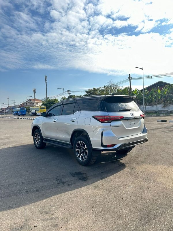 Fortuner LEGENDER ຟໍຈູນເນີ ລີເຈັນເດີ ມື1 ປີ2024 ໂອໂຕໂຟວິນ ສີປອນ - Image 7