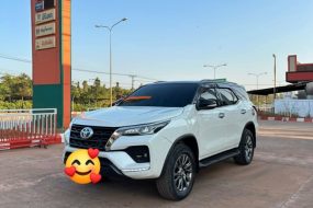 Fortuner ຟໍຈູນເນີ ປີ2019 ໂອໂຕ ໂຟວິນ4x4 ຍ້າຍພ່ວງ