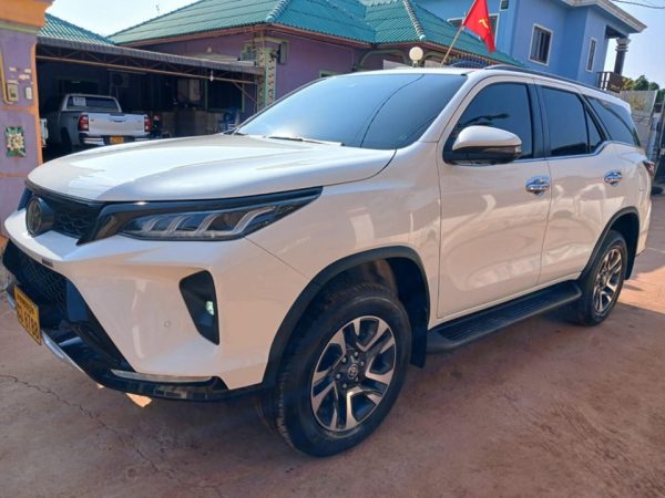 FORTUNER LEGENDER ຟໍຈູນເນີ ລີເຈັນເດີ ປີ 22ນຳໃຊ້ 23 ໂຟວິນ4X4 ຊ້າຍເດີມ - Image 8